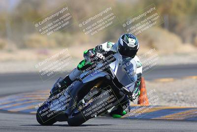 media/Feb-04-2023-SoCal Trackdays (Sat) [[8a776bf2c3]]/Turn 2 (1140am)/